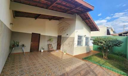 Casa para Venda em Jundiaí, Jardim Planalto, 3 dormitórios, 1 suíte, 1 banheiro, 3 vagas