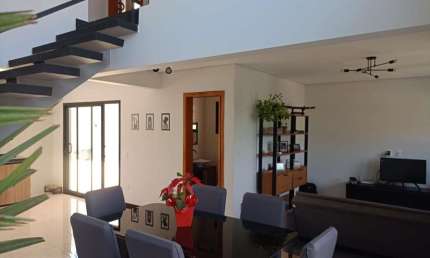 Casa em Condomínio para Locação em Cabreúva, Jacaré, 3 dormitórios, 1 suíte, 3 banheiros, 2 vagas