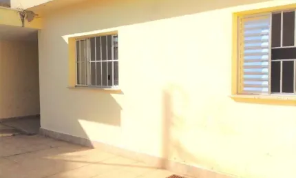 Casa para Venda em Jundiaí, Vila Nova Esperia, 2 dormitórios, 1 banheiro, 2 vagas