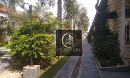 Sobrado com 2 dormitórios à venda, 195 m² por R$ 760.000,00 - Mirim - Praia Grande/SP