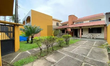 Casa com 5 dormitórios à venda, 180 m² por R$ 630.000 - Mirim - Praia Grande/SP