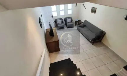 Sobrado com 3 dormitórios à venda, 178 m² por R$ 750.000 - Vila Guilhermina - Praia Grande/SP