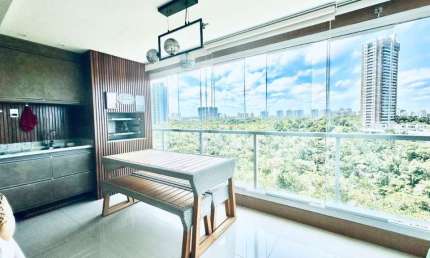 Apartamento à venda no Parque Tropical - Pituaçu Salvador, quatro suítes, sendo um closet, com 155 M2.