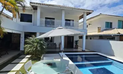Casa à venda com 250m², 4 quartos,  sendo 3 suítes, duas vagas internas e 2 externas, Estrada do Coco- Ba