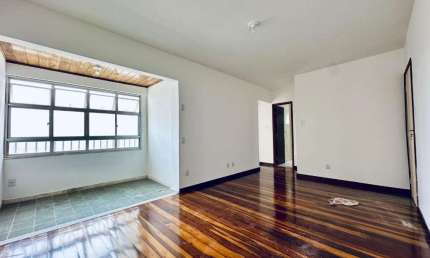 Apartamento à venda, com 70m2, 2 quartos, sendo um 1 suíte, nascente,