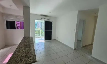 Apartamento para alugar com dois quartos, sendo um suíte, 78m2, em Alphaville I, Paralela/Alphaville I- Ba