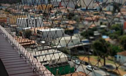 Apartamento exelente cond Autêntico mobiliado muito bom gosto fica tudo