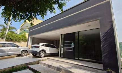 Casa à venda em Rio de Janeiro, Campo Grande, com 3 quartos, 400m²