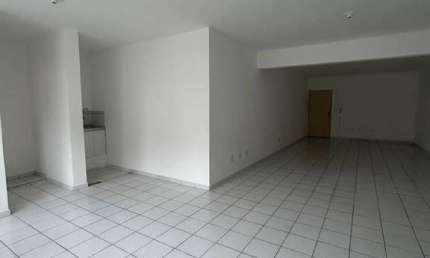 Sala comercial com 1 sala à venda na Rua Almeida Moraes, Vila Mathias, Santos