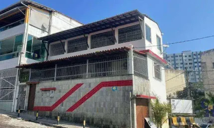 Casa para Venda em Salvador, Acupe, 3 dormitórios, 1 suíte, 4 banheiros, 2 vagas