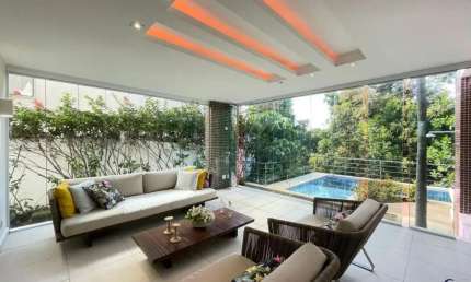 CASA EM ALPHAVILLE COM 4 SUITE , INFRA E TRES VAGAS
