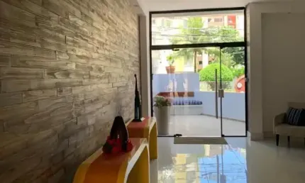 EXCELENTE APARTAMENTO 2/4  NASCENTE    VENDA  PORTEIRA FECHADA  ALAMEDA CARRARA. PITUBA