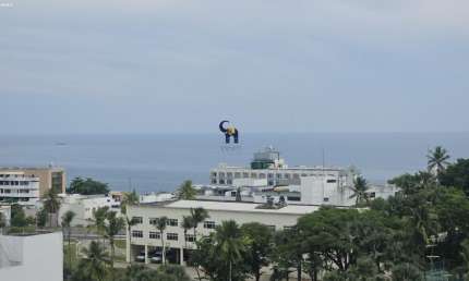 APARTAMENTO COM 260 M2, NO MORRO DO GATO  3/4 COM HOME, SENDO 2 SUÍTES (PLANTA ORIGINAL 4/4) 2 VAGAS  1 POR ANDAR