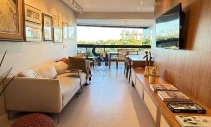 LINDO APARTAMENTO À VENDA EM ALPHAVILLE PORTEIRA FECHADA 2/4 1 SUÍTE COM CLOSET  