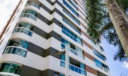 ALPHAVILLE APARTAMENTO COM 3 SUÍTES, SENDO A MASTER COM CLOSET, SALA AMPLA, LAVABO, VARANDA GOURMET COM DUAS VAGAS