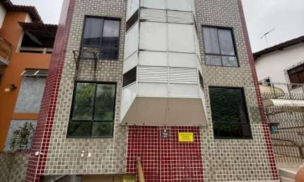 EXCLUSIVIDADE  ELEVEN IMÓVEIS   PRÉDIO COMERCIAL EM SALVADOR, NO ACUPE BROTAS , COM 805M², 22 SALAS, 15 VAGAS. IDEAL PARA NEGÓCIOS! PRÓXIMO A ESCOLAS E HOSPITAIS. SEGURANÇA E INFRAESTRUTURA COMPLETAS!
