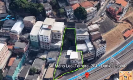 Descubra uma oportunidade única em Salvador: um amplo terreno de 730 m² no coração de Brotas, perfeito para quem busca investir ou construir a casa dos sonhos.