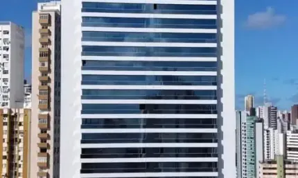 APARTAMENTO À VENDA NA MANSÃO BAHIANO DE TÊNIS. 305M2 • 03 SUITES , SENDO A SUÍTE MASTER AMPLIADA COM CLOSET• 5 VAGAS