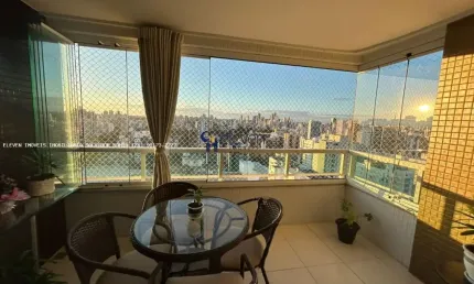 APARTAMENTO PARA LOCAÇÃO  ANUAL COM CAUÇÃO NA PITUBA  2 SUÍTES   96M2 MOBILIADO  LAVABO  ANDAR ALTO 