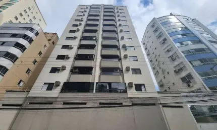 Apartamento com 3 quartos à venda na Rua 904, 286, Centro, Balneário Camboriú