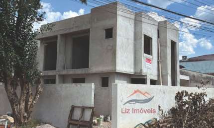 Casa com 3 quartos à venda na Rua Constantin Frantzeros, 84, Sítio Cercado, Curitiba
