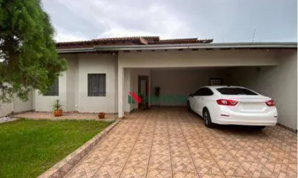 Casa com 5 dormitórios à venda, 270 m² por R$ 750.000,00 - Interlagos - Londrina/PR