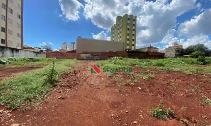 Terreno à venda, 2400 m² por R$ 4.000.000,00 - Vitória - Londrina/PR