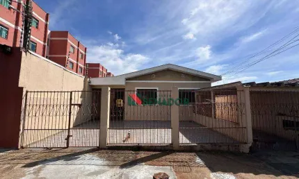 Casa com 3 dormitórios para alugar, 90 m² por R$ 1.700,00/mês - Ricardo - Londrina/PR