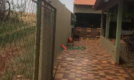 Chácara com 2 dormitórios à venda, 1800 m² por R$ 650.000,00 - Limoeiro - Londrina/PR