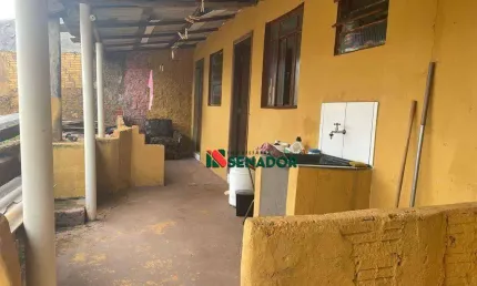 Casa com 1 dormitório para alugar, 133 m² por R$ 700/mês - Jardim São Francisco de Assis - Londrina/PR