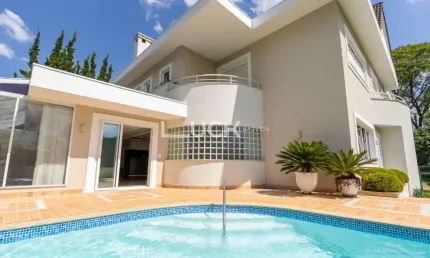 Casa de Alto Padrão à Venda no Alphaville Graciosa – Curitiba/PR