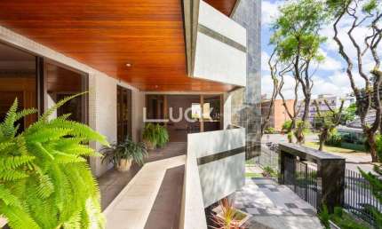 Apartamento Amplo e Sofisticado – 4 Dormitórios, sendo 2 Suítes, no Coração de Curitiba