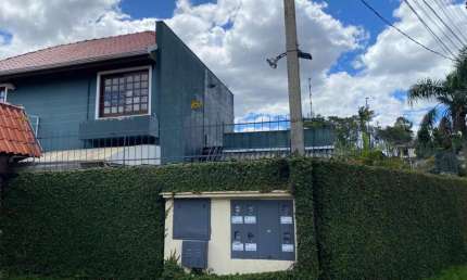 Sobrado em Condomínio Fechado à Venda no Bairro Seminário em Curitiba/PR