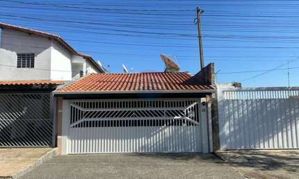 Casa com 2 quartos à venda na Rua Alexandrita, 326, Colina da Serra, Cabreúva
