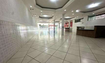 Ponto comercial para alugar na Avenida Vereador José Donato, 775, Jacaré, Cabreúva