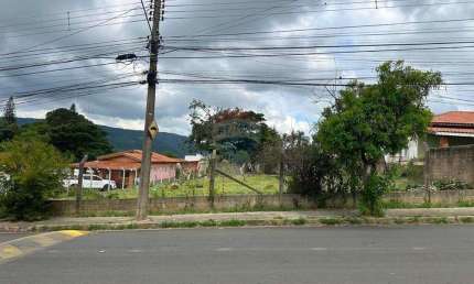 Terreno à Venda com Topografia Plana e Projeto Aprovado para 19 Unidades Residenciais
