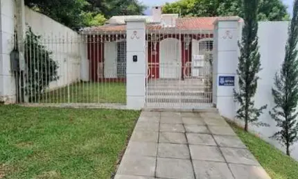 Casa para Venda em Curitiba, Vista Alegre, 3 dormitórios, 1 suíte, 4 banheiros, 3 vagas