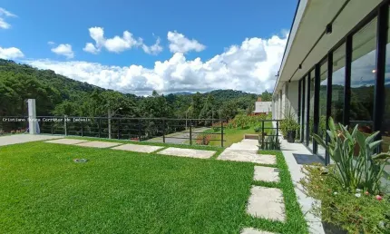 Casa para venda de alto padrão em Santo Antônio do Pinhal