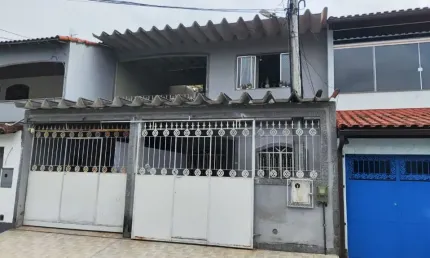 Casa com 2 quartos para alugar na Rua Vale do Sonho, Campo Grande, Rio de Janeiro