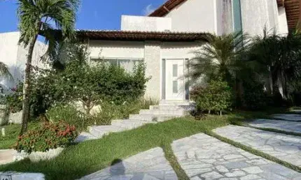 Casa de condomínio para venda possui 451 metros quadrados com 3 quartos em Candelária - Natal - RN