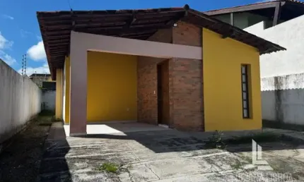 Casa com 3 quartos à venda na Rua Getúlio Vargas, 45, Centro, Goianinha