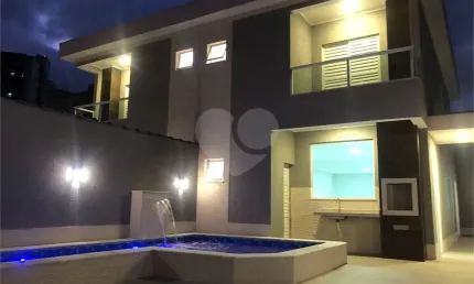 Casa com 3 quartos à venda na Tupi, Praia Grande 