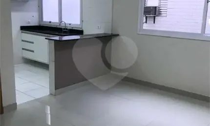 Casa em condomínio fechado com 2 quartos à venda no Estuário, Santos 