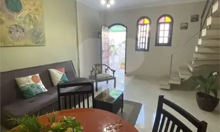 Casa com 2 quartos à venda na Vila Valença, São Vicente 