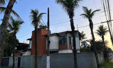 Casa com 4 quartos à venda na Enseada, Guarujá 