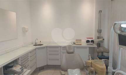 Sala comercial para alugar no Aparecida, Santos 