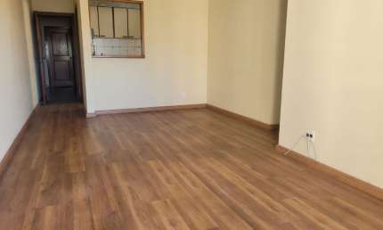 Apartamento na Vila Ema com 3 dormitórios, suíte e lazer completo.