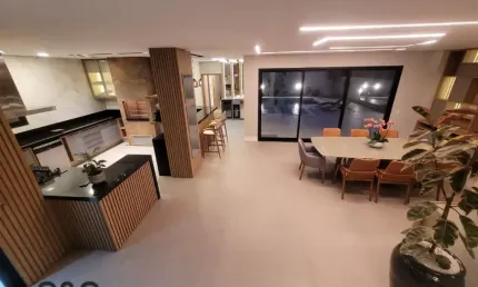 Viva o luxo em cada detalhe nesta magnífica residência no Condomínio do Golfe!