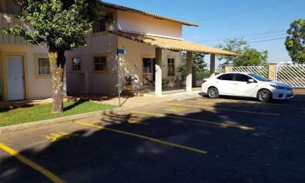 Casa com 03 quartos a venda di Roma Internacional em Caldas Novas GO