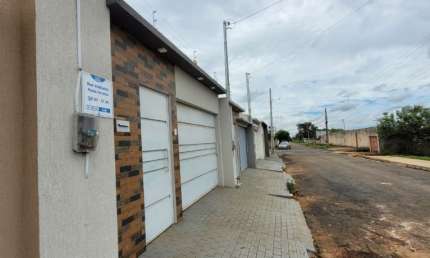 Casa com 3 quartos à venda na Avenida B, 3, Popular, Caldas Novas
